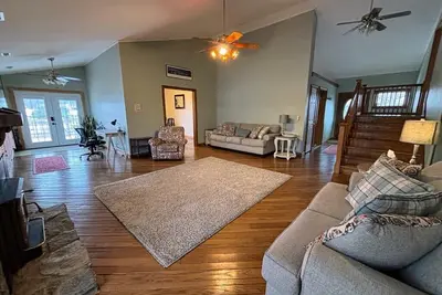 Image de Charming 3br/3ba Retreat Ideal for Families and Groups\n