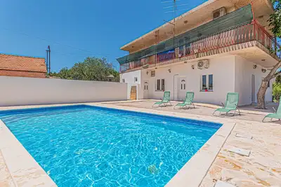 Image de Bel appartement Ă Danilo avec WiFi