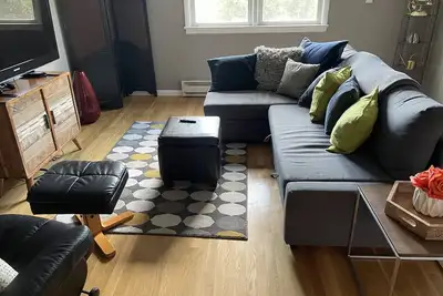 Image de Lovely 1 Bedroom 1 Bathroom apartment located near everything!