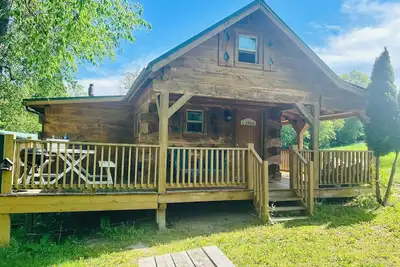 Image de Peaceful Cabin in woods
