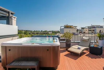 Image de Superbe maison à Novigrad avec cuisine