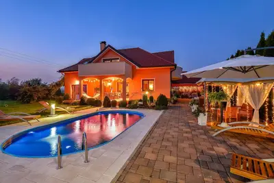 Image de Superbe appartement à Turcin avec sauna