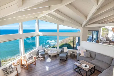 Image de Panoramic Ocean Views - Private Beach - Dog Friendly - Ev