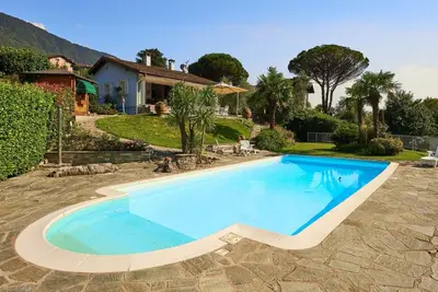 Image de Belle maison de vacances privée avec Wifi, piscine privée, climatisation, Tv, terrasse et parking