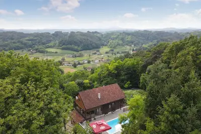 Image de Magnifique maison Ă Prosenik Gubasevski