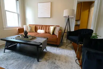 Image de ★ Downtown Princeton Elegance ★