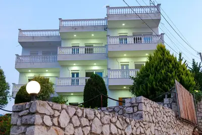 Perfect Suites with panoramic views of the city and beaches of ksamil