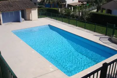 Image de A 3 km des plages et park d'attractions