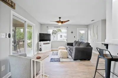 Image de This cottage is a 2 bedroom(s), 1 bathrooms, located in Claremont, Nc.