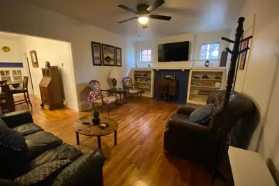 Image de Gem in Historic Point Breeze