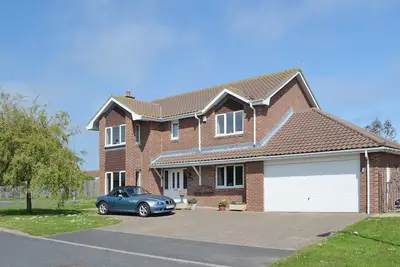 Image de 4 chambres à coucher à Seahouses