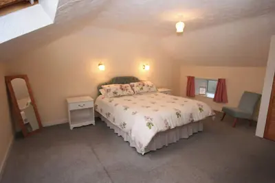 Halliday Hill Cottage