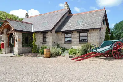 Image de Tennox Boathouse - Ukc4438