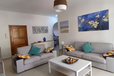 Image de Spacious Apartment 150 Meters From The Sea