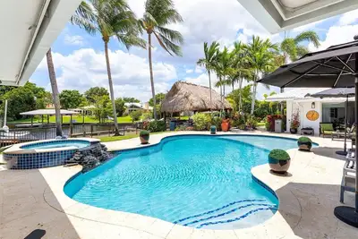 Image de Lake Eden Waterfront Estate | Near Delray Beach