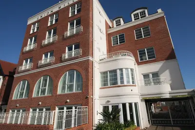 Image de 2 chambres à coucher à Whitby