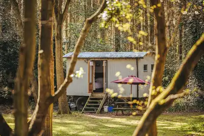 Image de Goosewing Hut-Qu7072