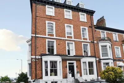 Image de 2 chambres à coucher à Whitby