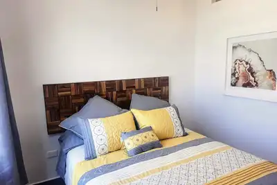 Image de Dt Loft5 10 min f. Beach few blocks Gym Malls Rest Bars & Transport