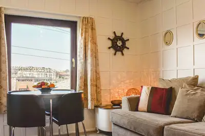 Image de 2 chambres à coucher à Whitby