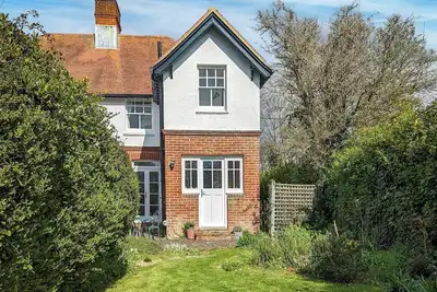Image de 3 chambres à coucher à Freshwater
