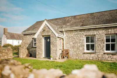 Image de Jones' Stable - Qc1538