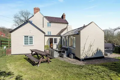 Image de 4 chambres à coucher à Montgomery