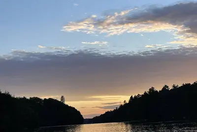 Image de Waterfront Deluxe 3 Bedroom Cottage near Muskoka