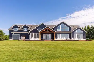 Image de Paradise Found - Luxury Oceanfront Beach House in Souris Pei