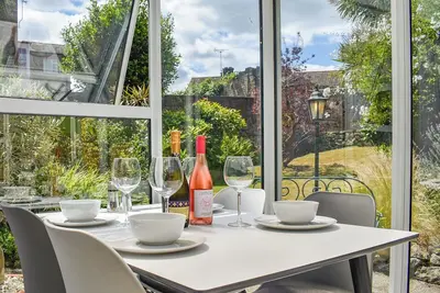Image de Garden flat is a stunning base to explore the beautiful Isle of Wight.