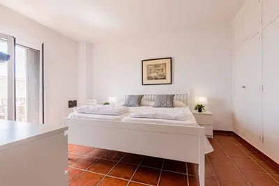 Image de Maison de vacances avec climatisation, Wifi, piscine privée, Tv, patio, animaux admis, parking