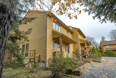 Deerfield Village 099