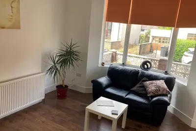 Image de 4 bedroom house in the heart of wolverhampton