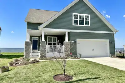 Image de Away at the Bay: New Home on the Chesapeake Bay!