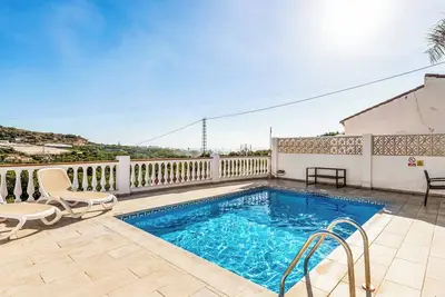 Image de Villa Elisa - Trois Chambres Villa, Couchages 6