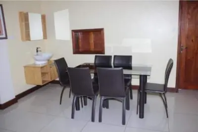 Image de Highlands Apartments 2 Br Suite 006