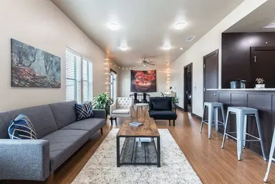 Image de Ft Worth Southside Loft 202- Walk to Magnolia Ave!