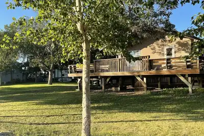 Image de Beautiful and Newly Renovated Lakefront Cottage on Lake Manitoba
