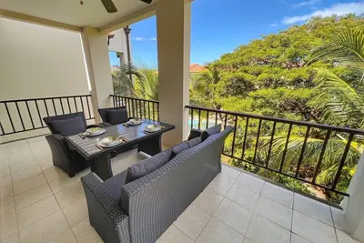 Image de Pacifico L518 | Corner Condo | 200mb+ Internet