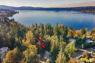 Image de Sammamish Modern Family & Pet Friendly Home