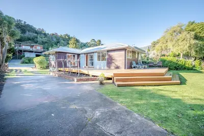 Image de Woodills Wonderland – Akaroa Holiday Home
