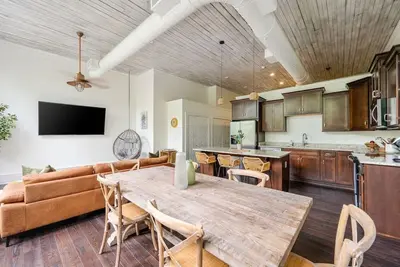 Image de Relaxing Downtown Loft in the Heart of Macon