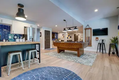 Image de Wyandotte Way - Comfy and Fun, Fam-Friendly Suite