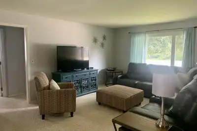 Image de Eaa Rental Only Within Blocks of the Airport