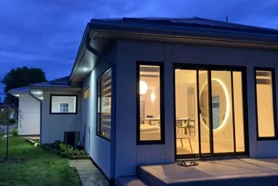 Image de Phonest Lake house i · PhoNest Lake House is Simple Serenity