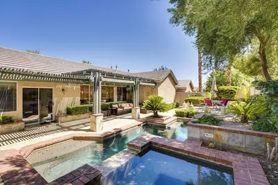 Image de Upscale Henderson Hideaway w/ Private Patio!