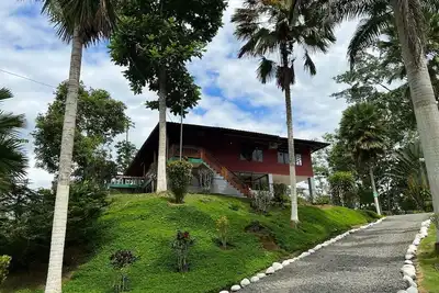 Image de Unique Finca with its own Brewery