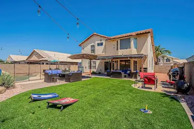 Image de Desert Skies Home, Family Friendly Yard Pool