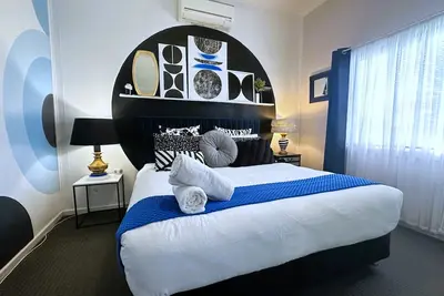 Image de Retro Hidden Gem 10 mins to Wineries