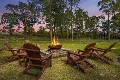 Image de Brokenback Vineyard Cottage